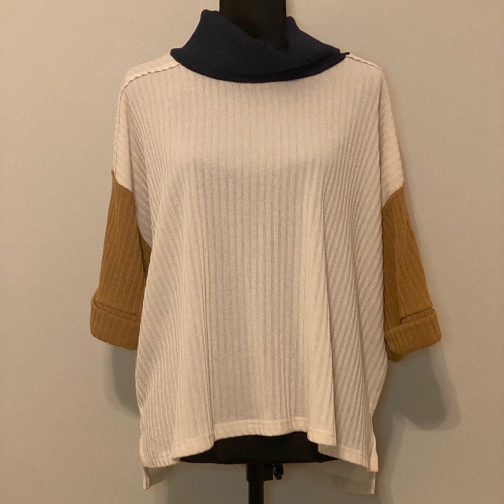 Cowl neck top. Made in USA. Sizes S/M and M/L